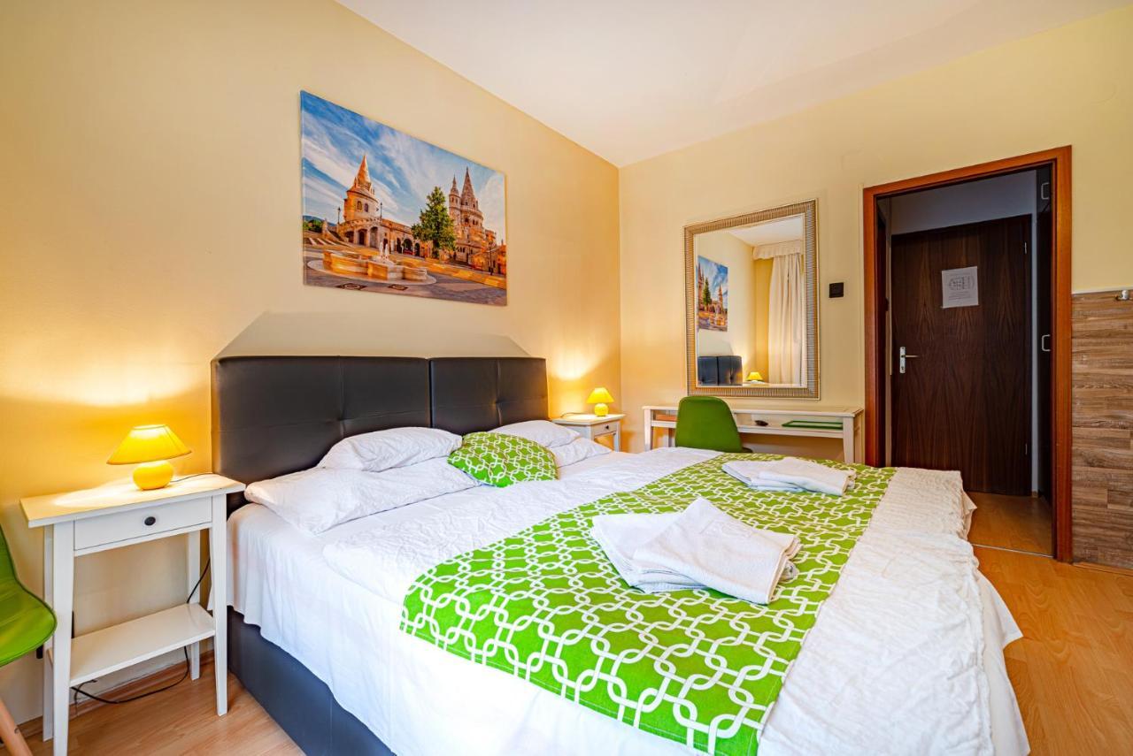 Hotel Bobbio Budapest Exterior photo