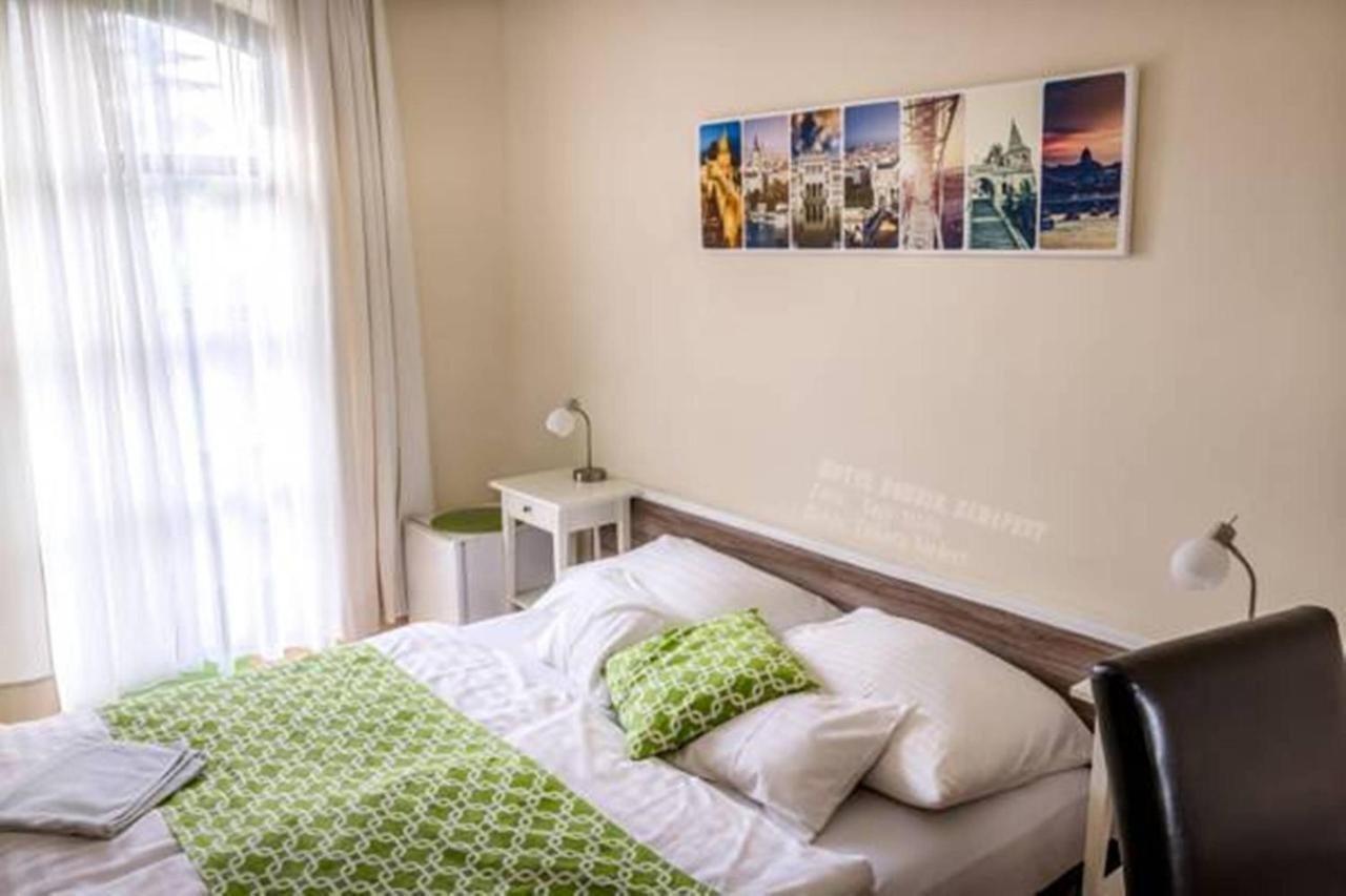 Hotel Bobbio Budapest Exterior photo