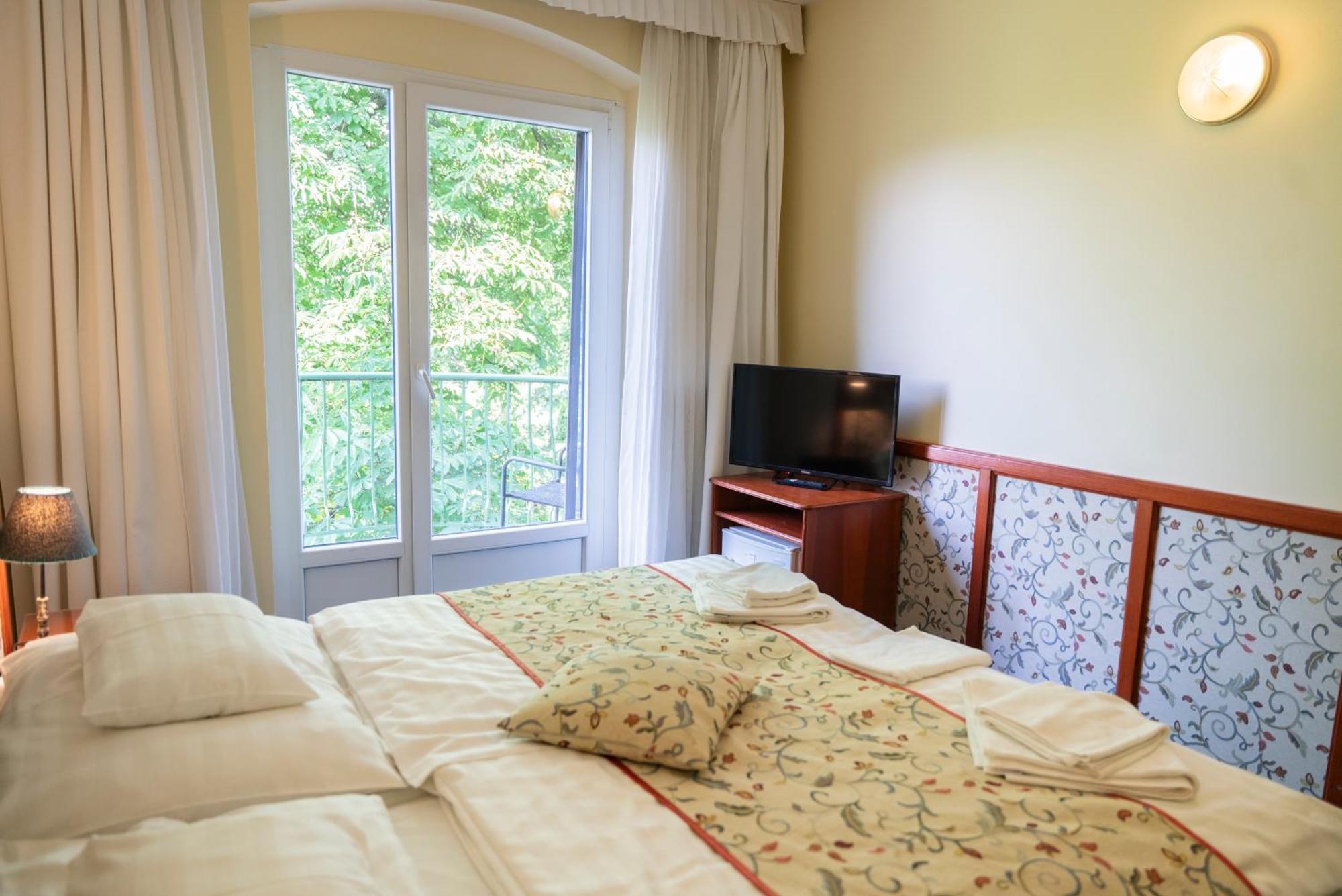 Hotel Bobbio Budapest Exterior photo